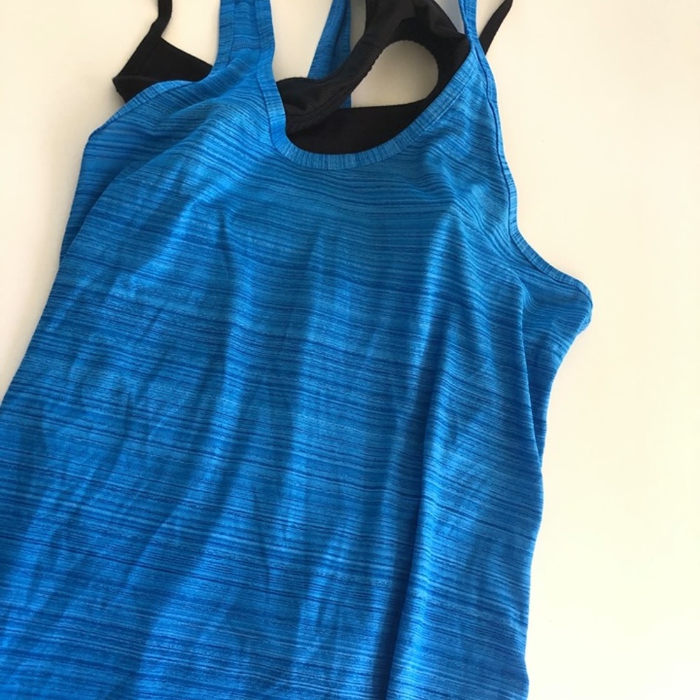 Women’s Nike Tanks - Size S
